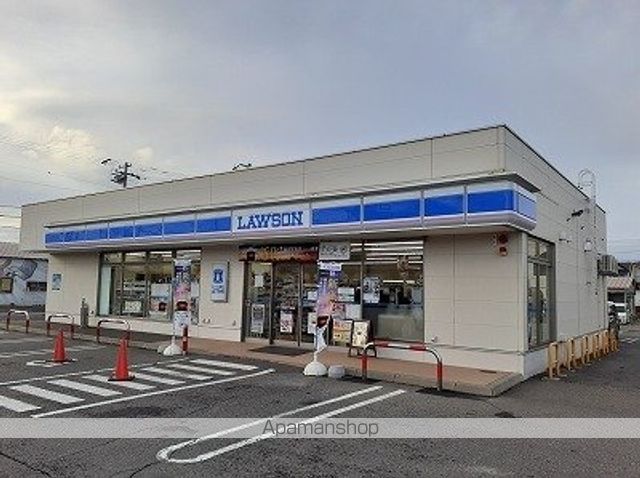 コンビニ　ローソン（コンビニ）まで400m