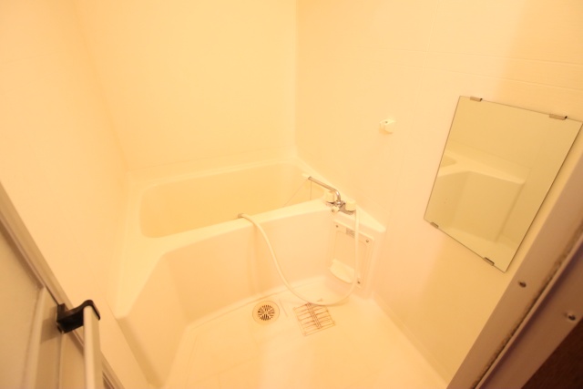 バス・シャワールーム　※別室の参考写真の為、現況優先です。