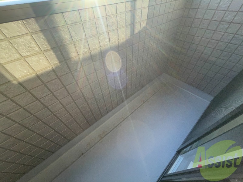 バルコニー　バルコニーが付いているので晴れた日は洗濯物が沢山干せますね。