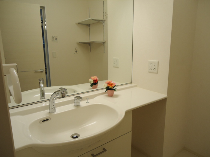 洗面設備　洗髪洗面化粧台