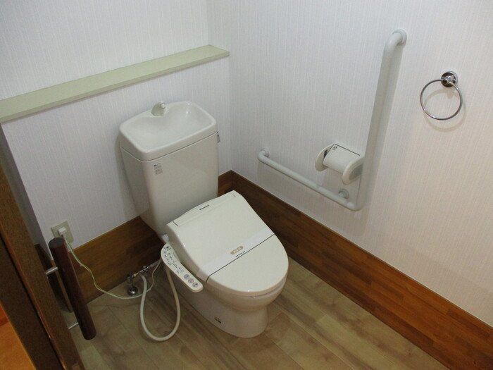 トイレ　トイレ