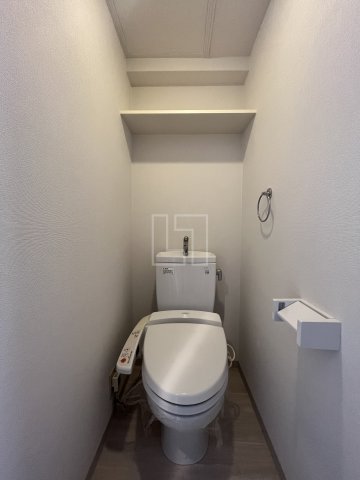 トイレ　サムティナンバ南　温水洗浄便座