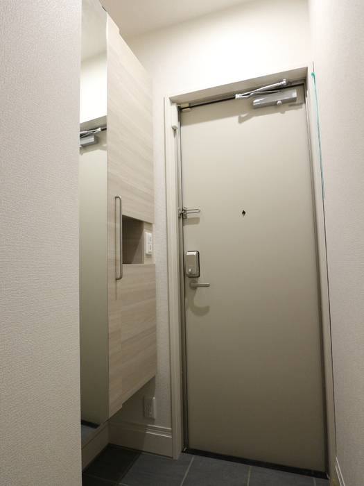 玄関　※別号室参考写真