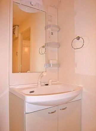 洗面設備　脱衣スペースもあります