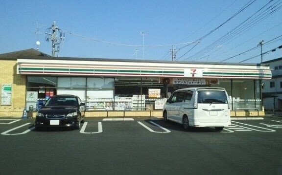 コンビニ　セブンイレブンさいたま日進3丁目店（コンビニ）まで295m