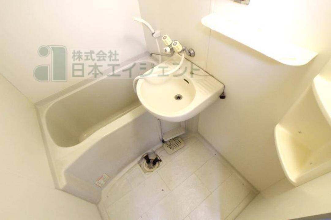 バス・シャワールーム　浴室