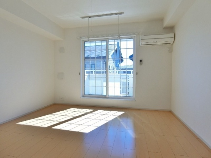 居室・リビング　図面と現状に相違がある場合には現状を優先