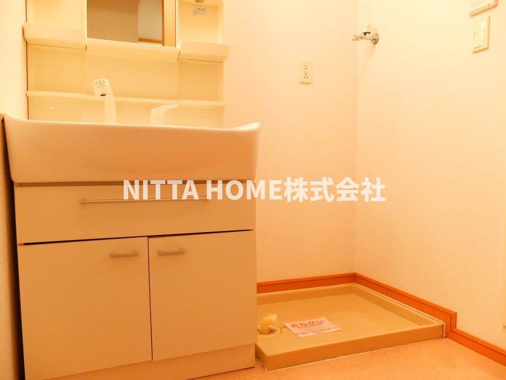 洗面設備　便利な洗髪洗面化粧台付き☆