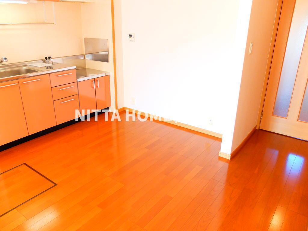 居室・リビング　６．３帖ダイニングキッチン♪