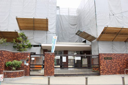 中学校　大阪市立大桐中学校（中学校）まで1014m