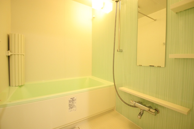 バス・シャワールーム　※別室の参考写真の為、現況優先です。