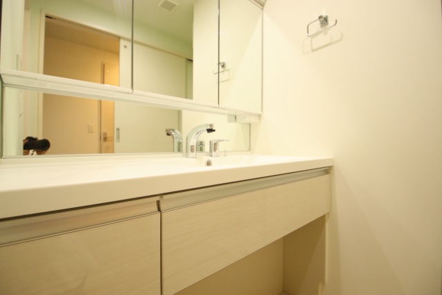 洗面設備　※別室の参考写真の為、現況優先です。