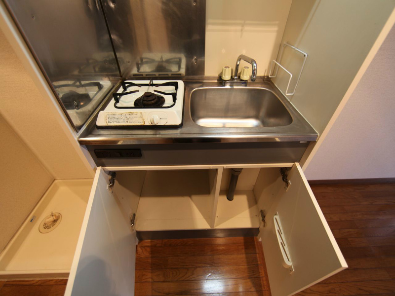 キッチン　キッチン（1口ガスコンロ付）収納スペース有