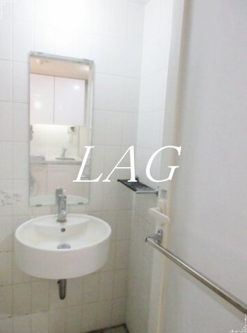 洗面設備　洗面台です。