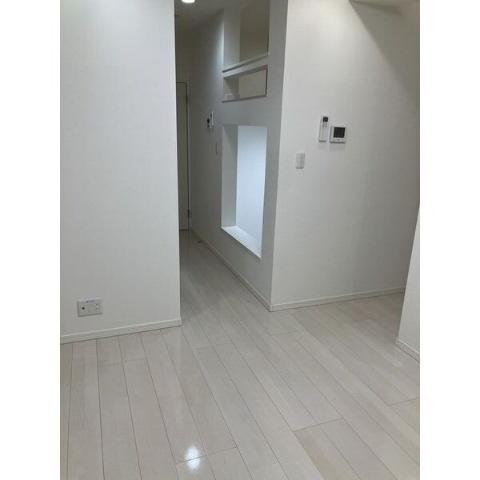 居室・リビング　室内