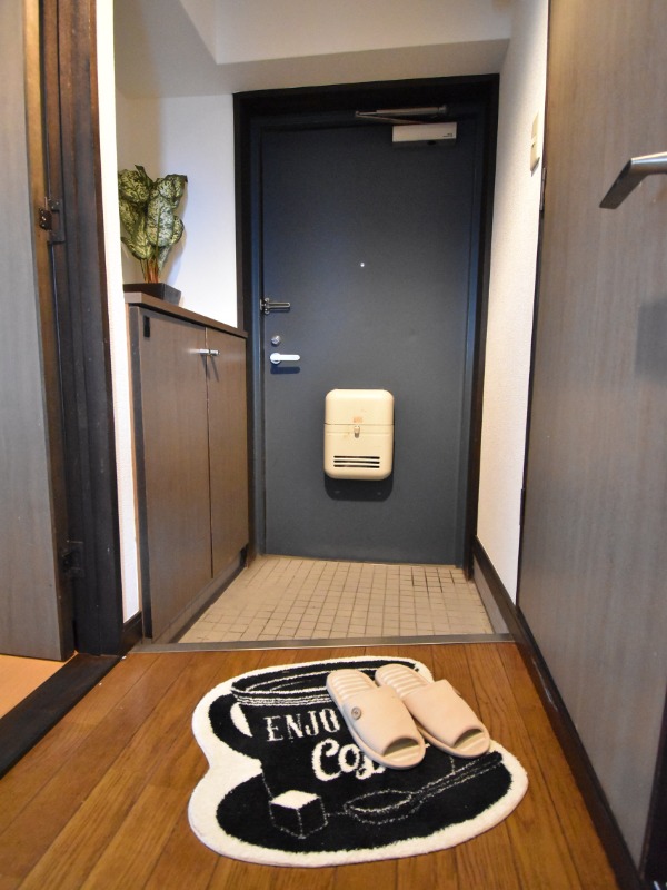 玄関　※写真の家具家電はモデル品になります。