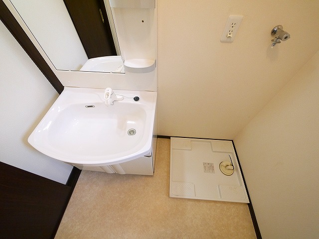 洗面設備　広い洗面スペース