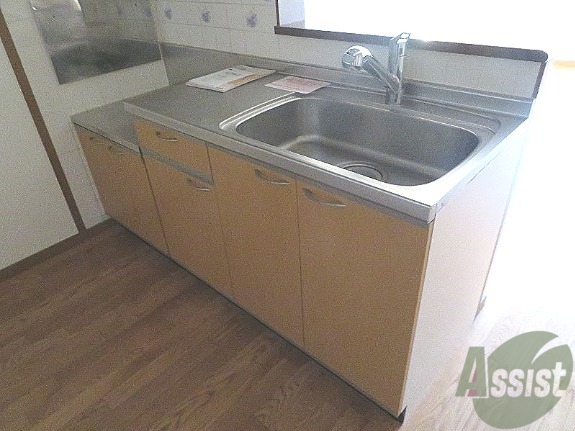 キッチン　キッチンはコチラです。カウンターキッチンになります。