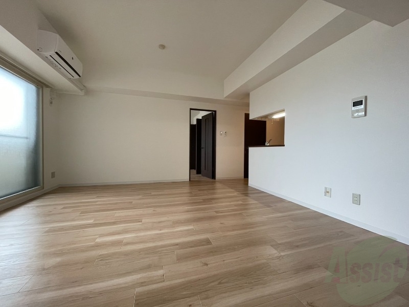 居室・リビング　広くてキレイなお部屋が広がっていて、充実した生活が送れそう。