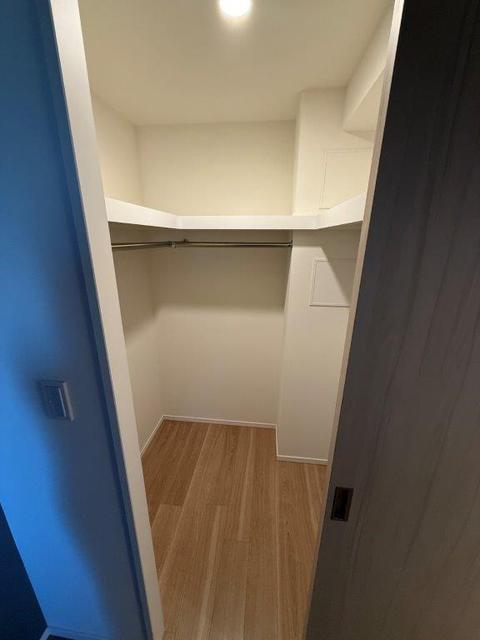 収納　ウォークインクローゼット