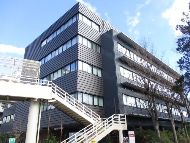 役所　草加市役所（役所）まで2307m