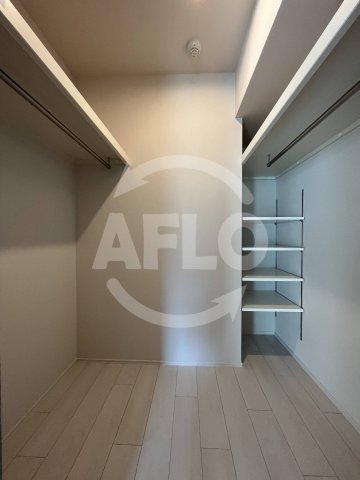 収納　プレディアコート本町　ウォークインクローゼット