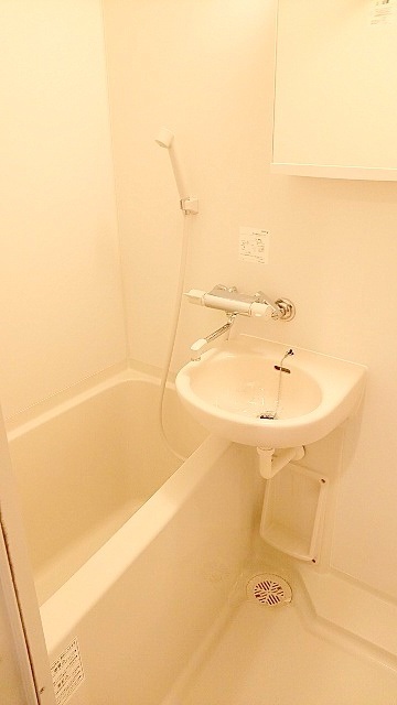 バス・シャワールーム　同仕様参考