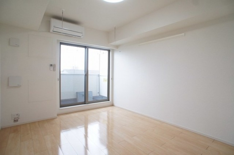 居室・リビング　図面と現状に相違がある場合には現状を優先