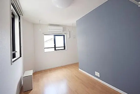 居室・リビング　☆明るい洋室☆