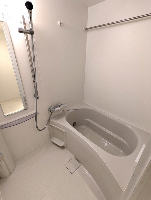 バス・シャワールーム　※別部屋の参考写真です。