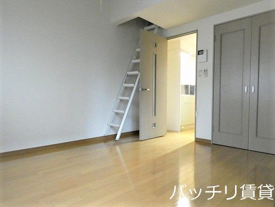 居室・リビング　画像は別号室タイプの為、現状を優先致します。