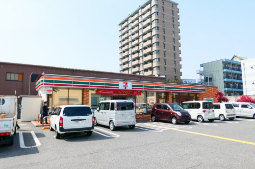 コンビニ　セブンイレブン 大阪新北島7丁目店（コンビニ）まで466m