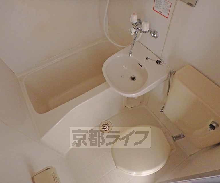 バス・シャワールーム　お風呂です。