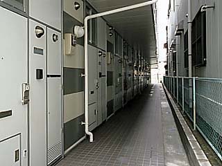 玄関　設備・仕様は号室により異なる為、現況を優先致します。