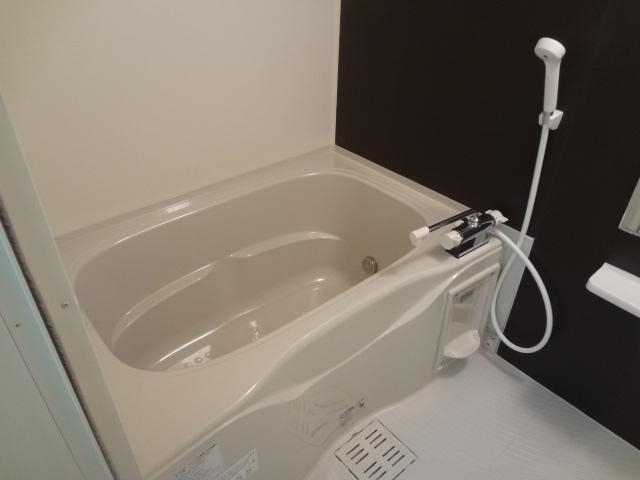 バス・シャワールーム　バス（イメージ）