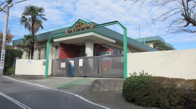 幼稚園・保育園　名瀬幼稚園（幼稚園・保育園）まで700m