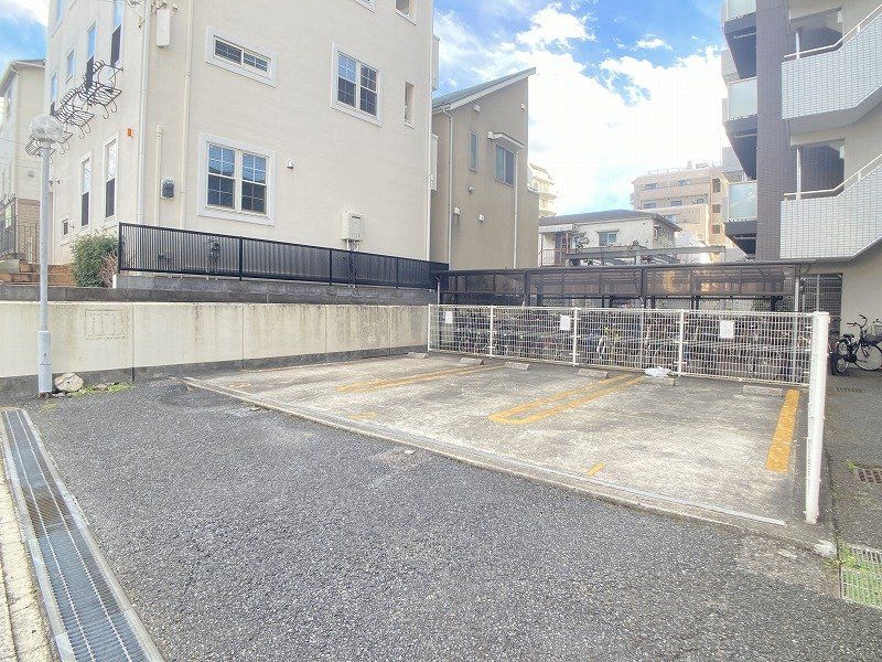 その他　駐車場