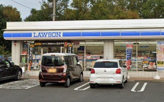 コンビニ　ローソン大分横尾店（コンビニ）まで792m