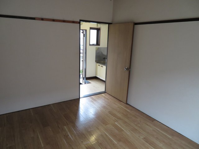 その他部屋・スペース　洋室にリニューアルしました！