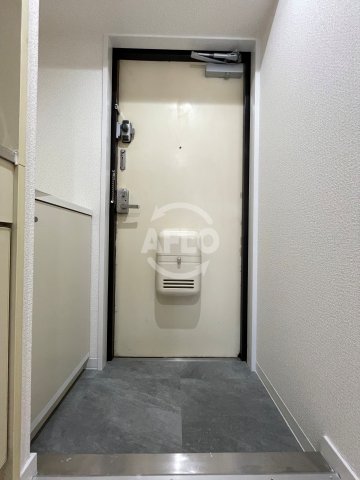 玄関　シティガーデン中寺　玄関