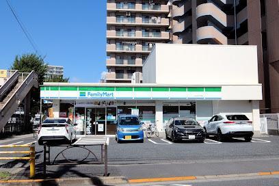 コンビニ　ファミリーマート 立石五丁目店（コンビニ）まで68m