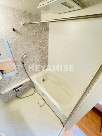 バス・シャワールーム　※同間取りの別の階のお部屋の写真です※