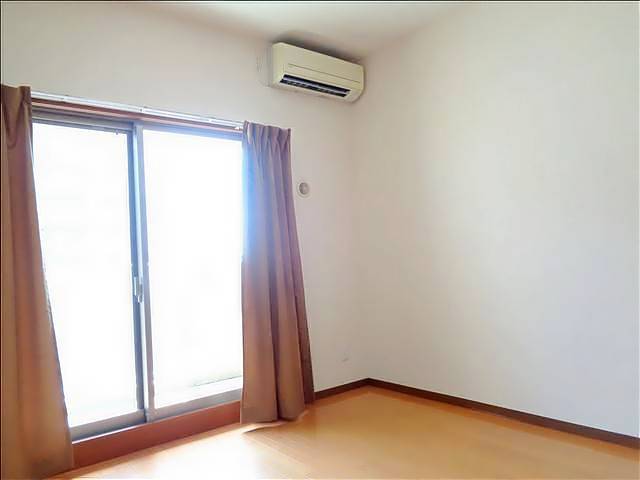居室・リビング　クロス、床の色はお部屋ごとに異なります。