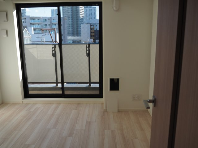 居室・リビング　南向きのお部屋です。