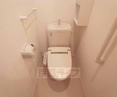 トイレ　ウォシュレット付トイレです。
