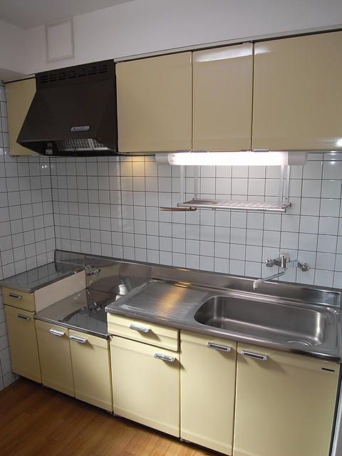 キッチン　※別部屋参考写真