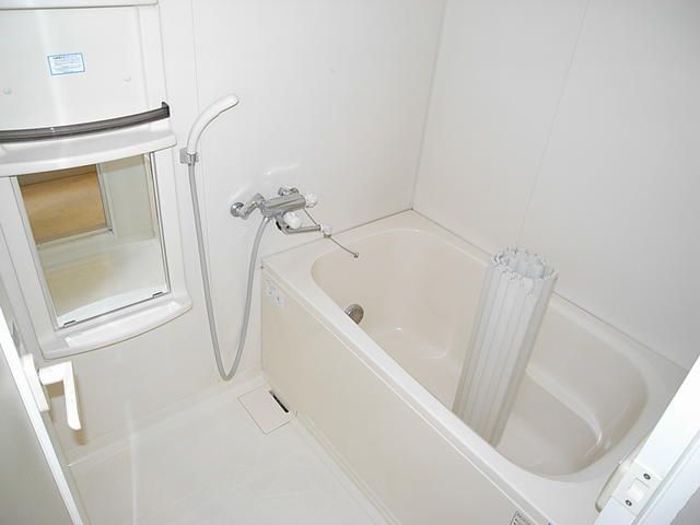 バス・シャワールーム　※別部屋参考写真