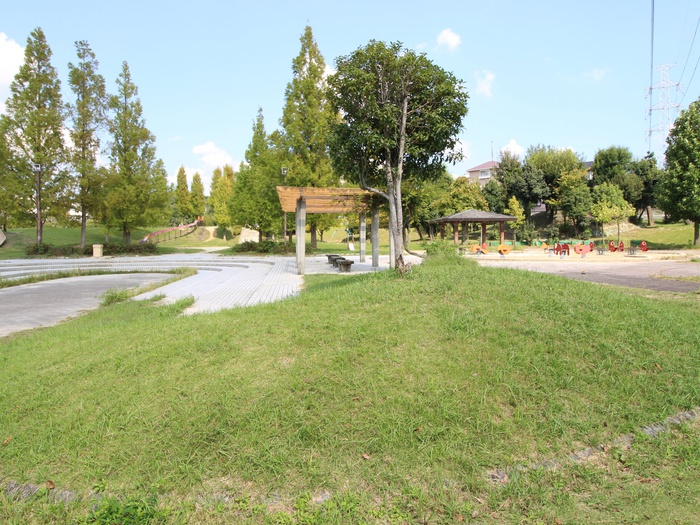 公園　株山中央公園（公園）まで290m