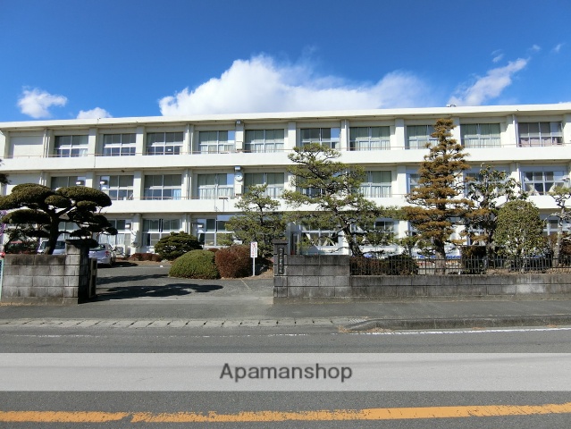 小学校　曽我小学校（小学校）まで1258m