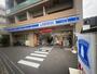 コンビニ　ローソン 松戸市役所前店（コンビニ）まで66m